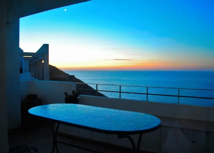 Appartement House -sea View-roof Terrace-swimming Pool- Benidorm